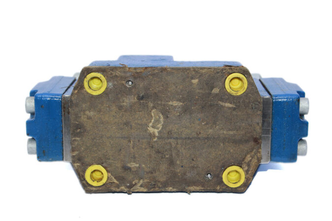 REXROTH R900901045 DIRECTIONAL CONTROL VALVE R900703886 - Image 8