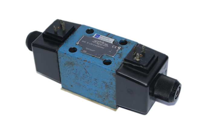 REXROTH R900915669 DIRECTIONAL CONTROL VALVE 4WE10L33/CW230N9K4 - Image 6