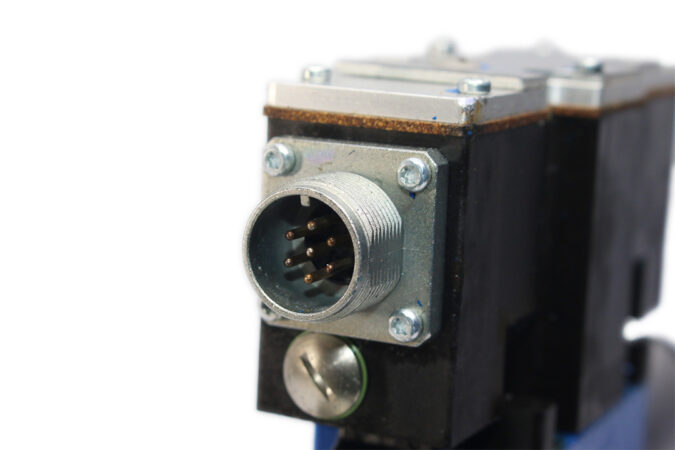 REXROTH R900958859,3DREPE6C-21=25EG24N9K31/F1M=00 PROPORTIONAL PRESSURE REDUCING VALVE R901086047 - Image 8