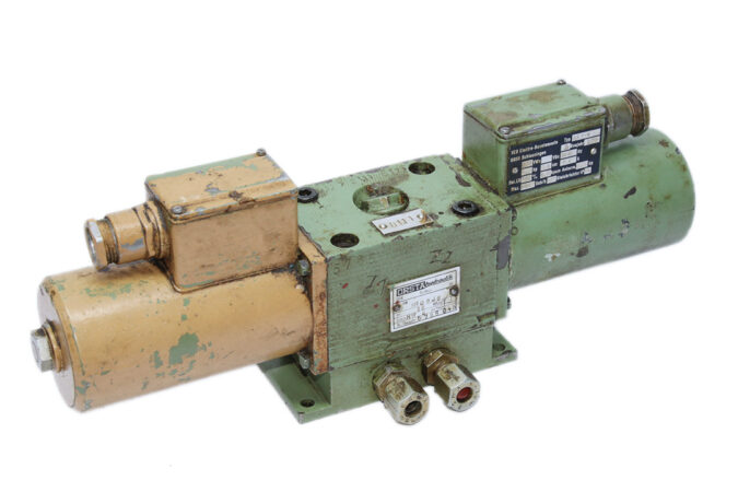 ORSTA TGL 10939 DIRECTIONAL CONTROL VALVE