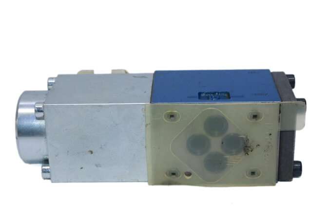 REXROTH 0811403105 PROPORTIONAL DIRECTIONAL CONTROL VALVE 4WRBA6EA15-20/G24N9Z4/M - Image 7