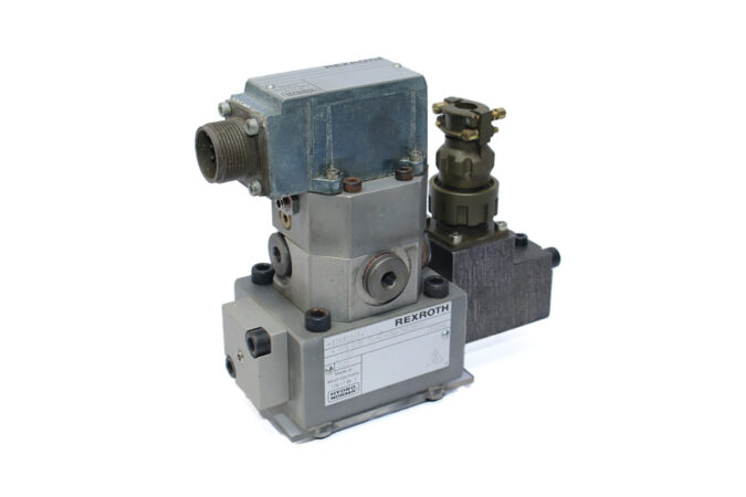 REXROTH 4WS2EE10-40/60B2-140Z8B/M SERVO DIRECTIONAL VALVE - Image 4