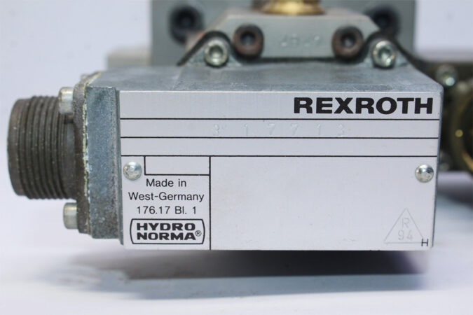 REXROTH 4WS2EE10-40/60B2-140Z8B/M SERVO DIRECTIONAL VALVE - Image 6