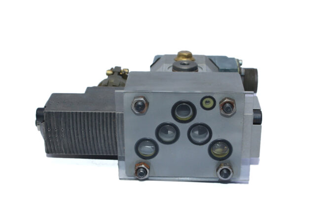 REXROTH 4WS2EE10-40/60B2-140Z8B/M SERVO DIRECTIONAL VALVE - Image 10