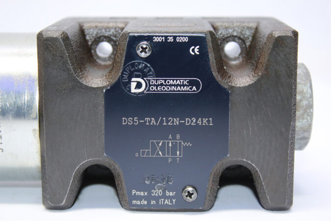 DUPLOMATIC DS5-TA/12N-D24K1 DIRECTIONAL CONTROL VALVE