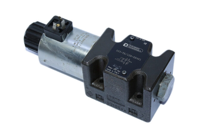 DUPLOMATIC DS5-TA/12N-D24K1 DIRECTIONAL CONTROL VALVE - Image 4