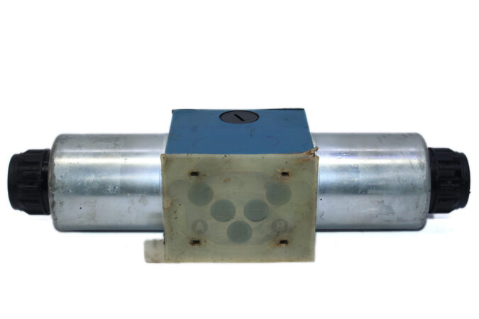 REXROTH R900537609 DIRECTIONAL CONTROL VALVE 4WE 10 J2-32/CG24N9K4 - Image 7
