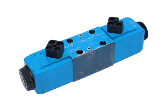 EATON/VICKERS DG4V 3S 2C M U H5 60 DIRECTIONAL CONTROL VALVE