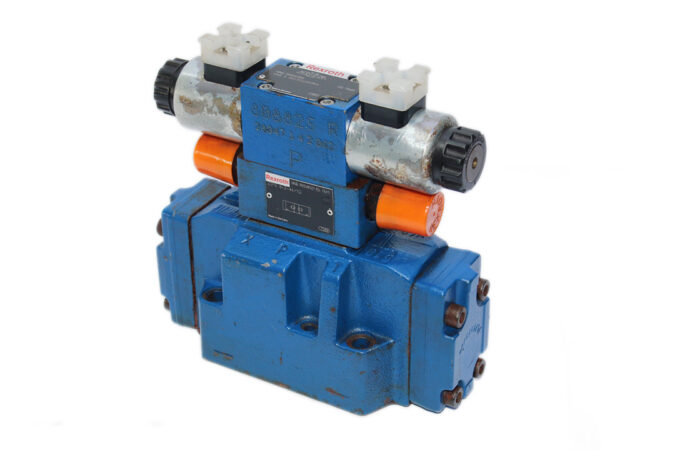 REXROTH R900561288 DIRECTIONAL CONTROL VALVE R900923972 - Image 7