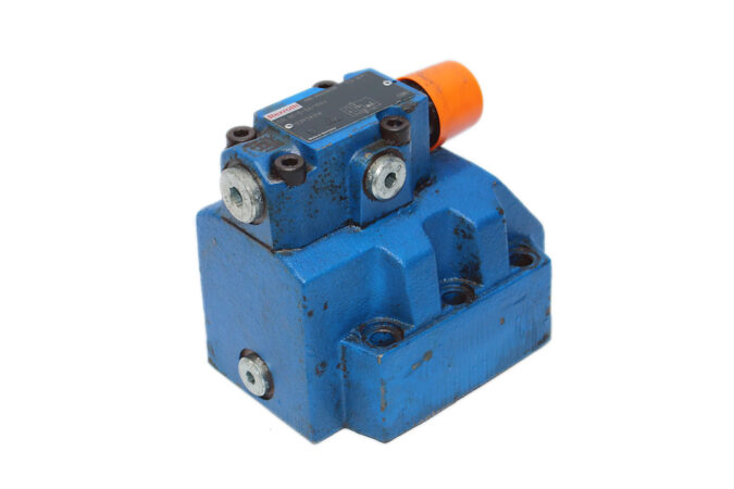 REXROTH R900596339 PRESSURE REDUCING VALVE DR30-5-52/100Y - Image 4