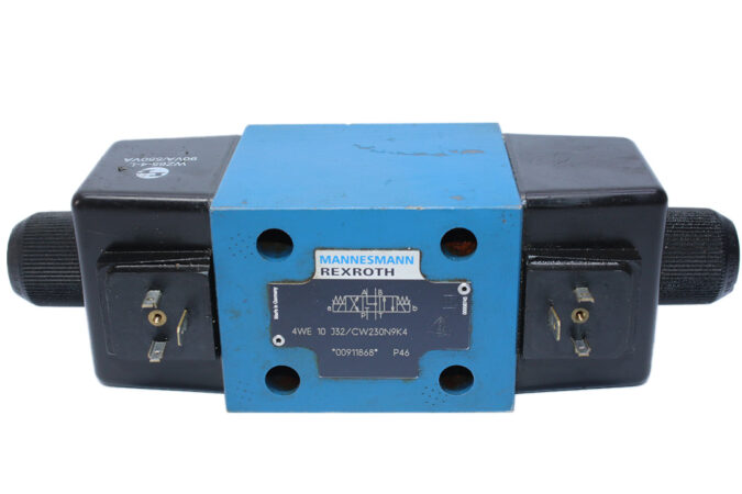 REXROTH R900911868 DIRECTIONAL CONTROL VALVE 4WE10J32/CW230N9K4 - Image 3