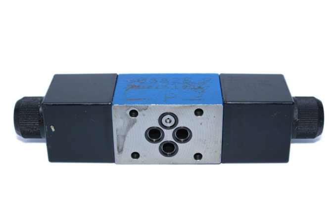 REXROTH R900912188 DIRECTIONAL CONTROL VALVE 4WE6J62/EW110N9K4/B10 - Image 6