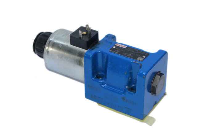 REXROTH R901278760 DIRECTIONAL CONTROL VALVE 4WE 10 D50/EG24N9K4/M - Image 5