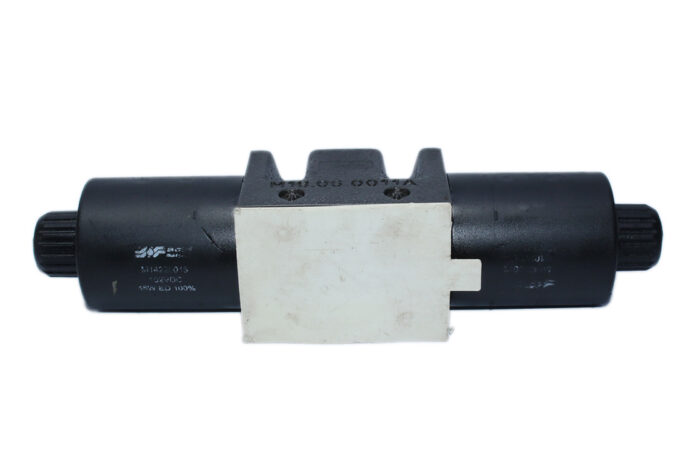 BREVINI AD5E01C W 2 DIRECTIONAL CONTROL VALVE - Image 6