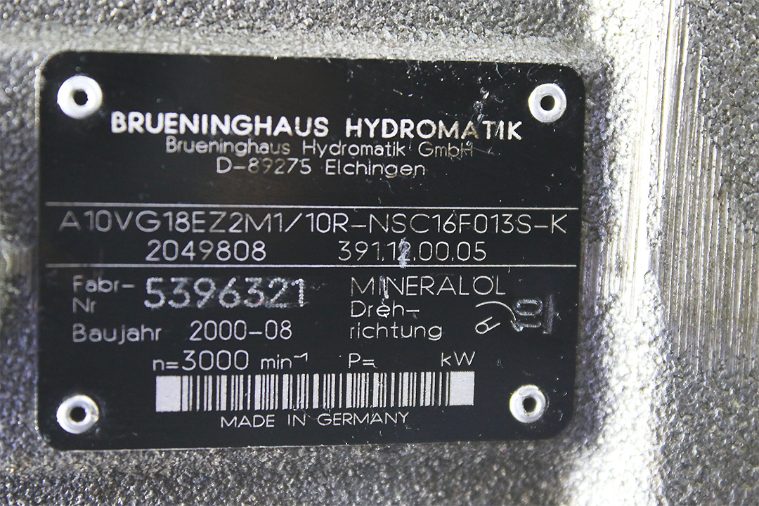 BRUENINGHAUS HYDROMATIK A10VG18EZ2M1/10R-NSC16F013S-K AXIAL PISTON VARIABLE PUMP 2049808