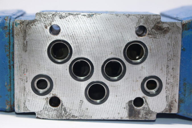 REXROTH R900874606,22/4WRDE 10-52/V PILOT VALVE R901020022 - Image 6