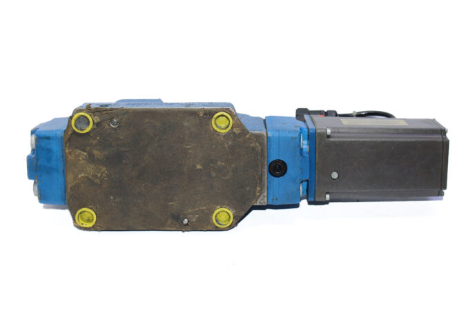 REXROTH R900891138,4WRTE-42/M PROPORTIONAL DIRECTIONAL VALVE R900742050 - Image 9