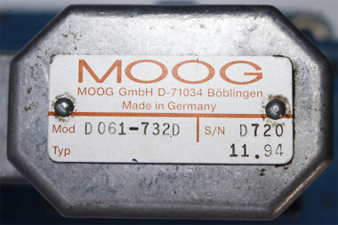 MOOG D663Z954C SERVO PROPORTIONAL CONTROL VALVE D061-732D