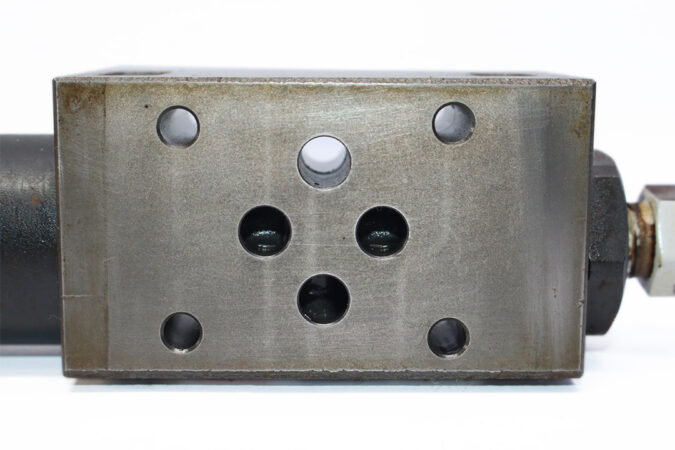 NACHI OG-G01-BC-21 FLOW REGULATOR MODULAR VALVE - Image 4