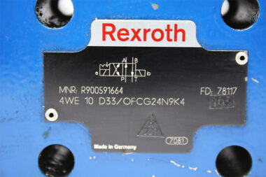 REXROTH R900591664 DIRECTIONAL CONTROL VALVE 4WE10D33/OFCG24N9K4