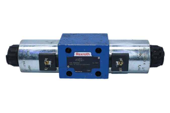 REXROTH R900591664 DIRECTIONAL CONTROL VALVE 4WE10D33/OFCG24N9K4 - Image 3