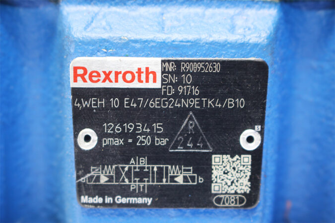 REXROTH R900952630 DIRECTIONAL CONTROL VALVE R900548271 - Image 4
