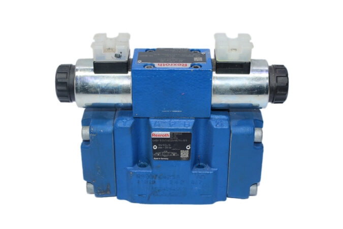 REXROTH R900952630 DIRECTIONAL CONTROL VALVE R900548271 - Image 5