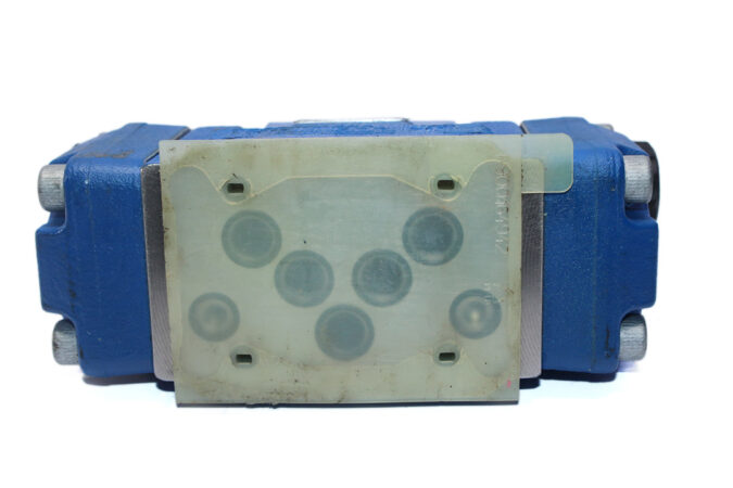 REXROTH R900952630 DIRECTIONAL CONTROL VALVE R900548271 - Image 8