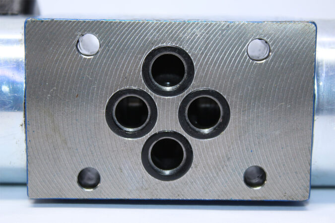 REXROTH R901235366 DIRECTIONAL CONTROL VALVE 4WE6J73-62/EG24N9K72L/A12 - Image 5