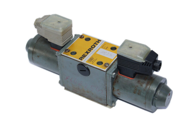 REXROTH 4WE 10 R11/LG24NZ5L DIRECTIONAL CONTROL VALVE - Image 5
