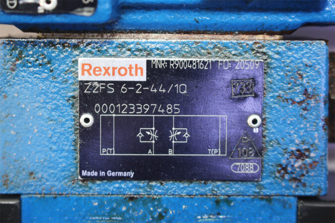 REXROTH R900921079 DIRECTIONAL CONTROL VALVE R900971880 - Image 5