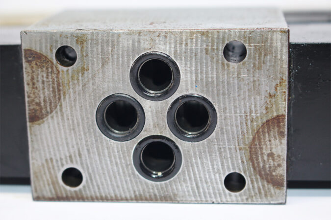 HYDRO NORMA REXROTH 4WE 6 J52/AW220-50NZ5L SOLENOID OPERATED DIRECTIONAL VALVE - Image 3