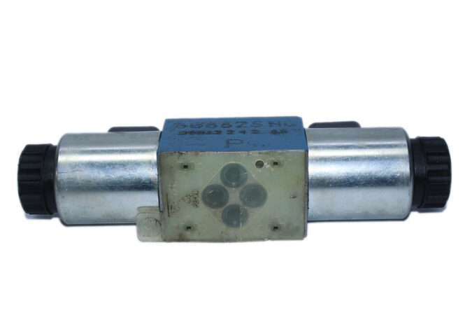 REXROTH R900561286 DIRECTIONAL CONTROL VALVE 4WE6H62/EG24N9K4 - Image 6