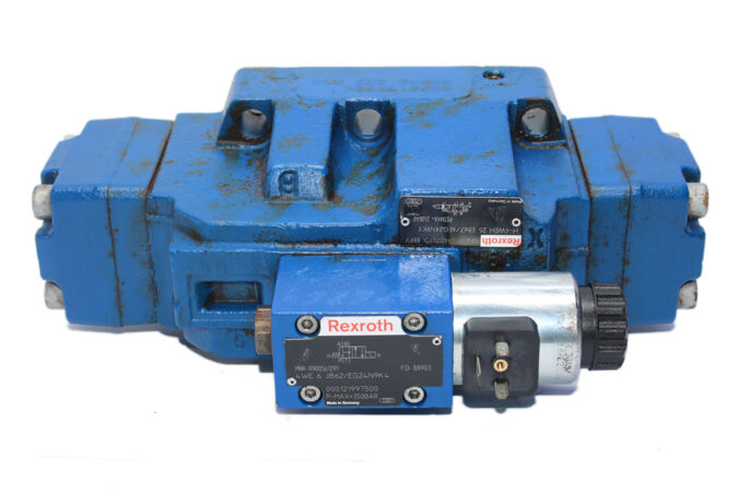 REXROTH R900947570 DIRECTIONAL CONTROL VALVE R900561291 - Image 3