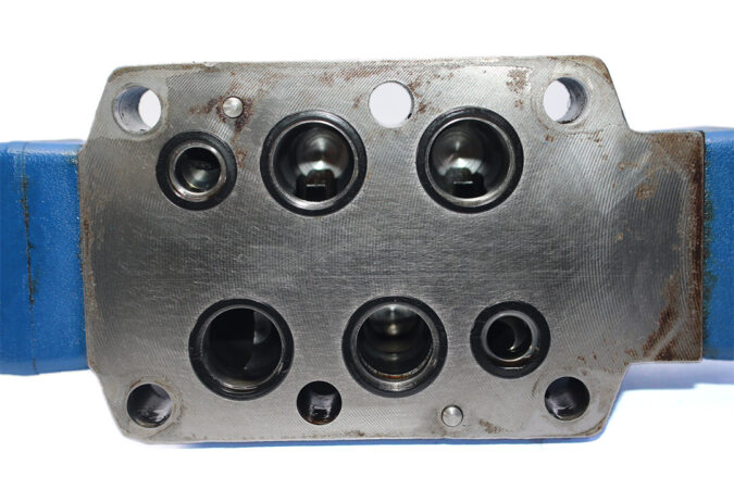 REXROTH R900947570 DIRECTIONAL CONTROL VALVE R900561291 - Image 7