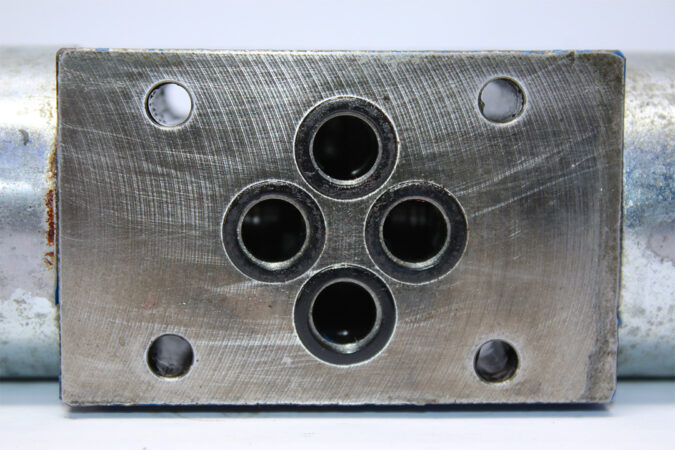 REXROTH R901402265 DIRECTIONAL CONTROL VALVE 4WE6J62/EG24N9K4/MH - Image 5