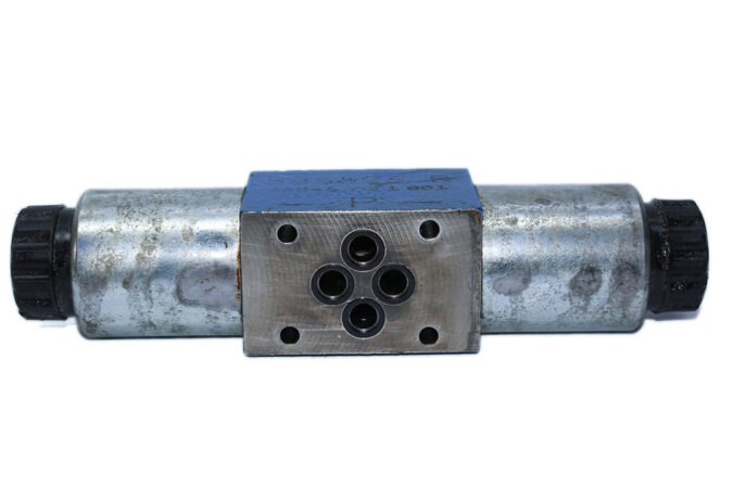 REXROTH R901402265 DIRECTIONAL CONTROL VALVE 4WE6J62/EG24N9K4/MH - Image 6