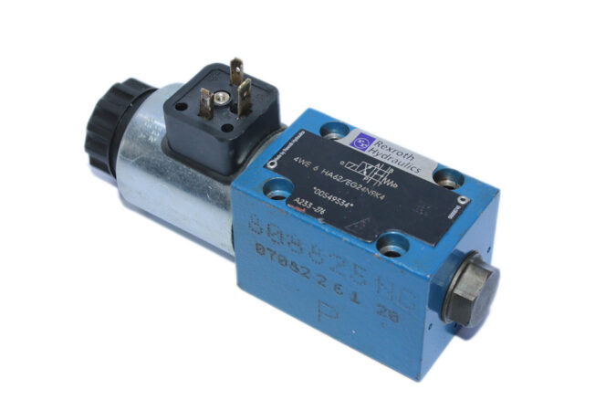 REXROTH R900549534 DIRECTIONAL CONTROL VALVE 4WE6 HA62/EG24N9K4 - Image 4