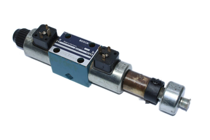 BOSCH 0 810 091 652 DIRECTIONAL CONTROL VALVE 081WV06P1V1001WS024/00SD84 - Image 7