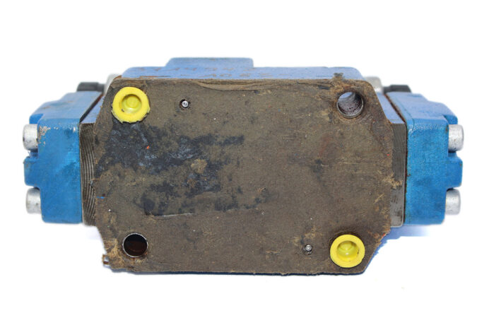 REXROTH R900901045 DIRECTIONAL CONTROL VALVE R900925367 - Image 9
