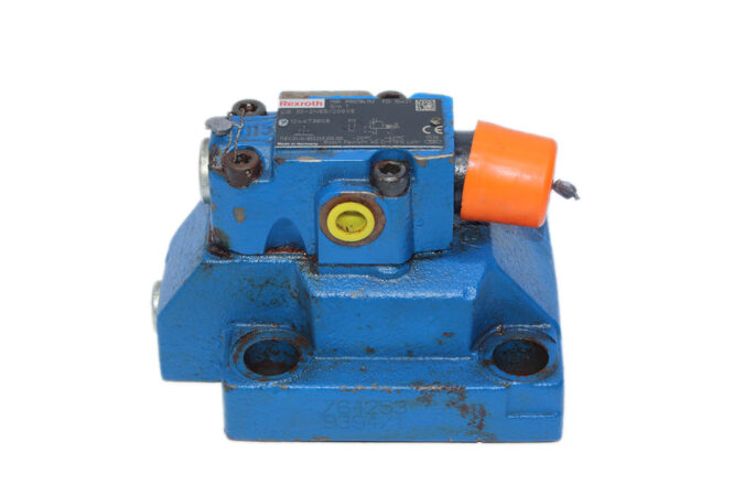 REXROTH R900784702 PRESSURE REDUCING VALVE DB30-2N55/200YE - Image 3