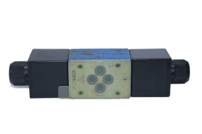 REXROTH R900944808 DIRECTIONAL CONTROL VALVE 4WE6D62/OFEW230N9K4/B10 - Image 5