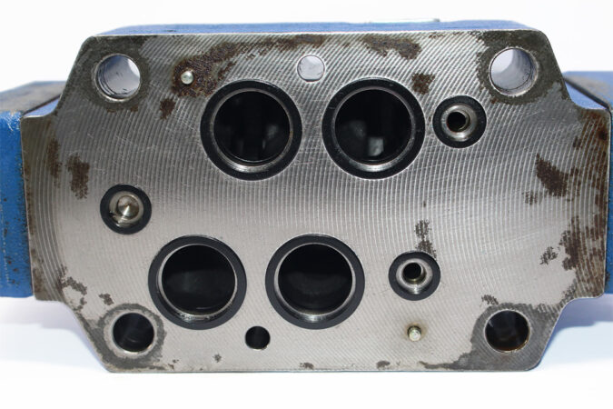 REXROTH R900976231 DIRECTIONAL CONTROL VALVE R900907727 - Image 8