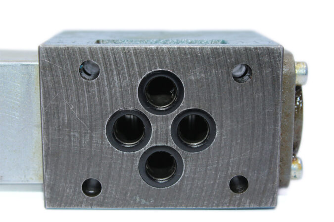 BOSCH 0 810 091 342 DIRECTIONAL CONTROL VALVE 081WV06P1N1910WS024/00SD0 - Image 7