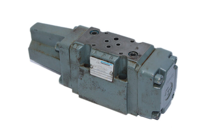 REXROTH 4WRZ10E50-51/6A24NZ4/M PILOT OPERATED PROPORTIONAL DIRECTIONAL CONTROL VALVE - Image 6