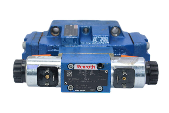 REXROTH R900548271 DIRECTIONAL CONTROL VALVE R900929900 - Image 3