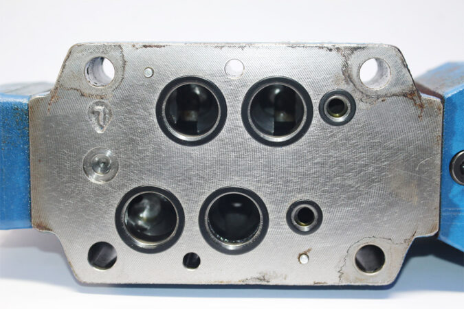 REXROTH R900891138,4WRTE-42/M PROPORTIONAL DIRECTIONAL VALVE R900954270 - Image 8