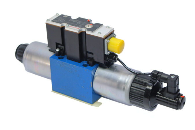 REXROTH R900927234 PROPORTIONAL DIRECTIONAL VALVE 4WREE10W1-75-23/G24K31/A1V - Image 6